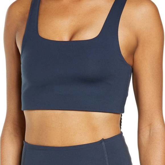 Girlfriend Collective Workout Set - Picture 2 of 7